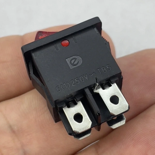 IC-119 Mini Işıklı Anahtar 4P Siyah + Kırmızı Işık