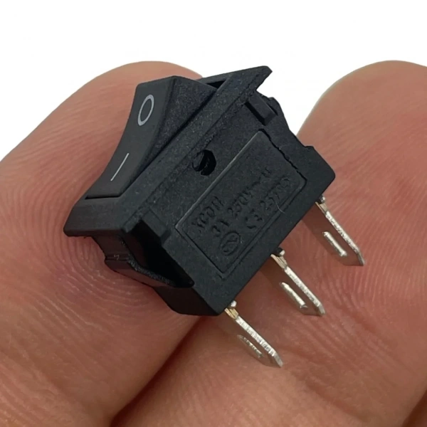 IC-125B-3 Mini Dikdörtgen Işıksız On-Off Anahtar 3 Pin