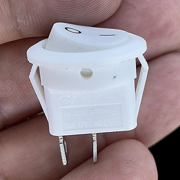IC-133A Yuvarlak Işıksız Anahtar On-Off 2P Beyaz