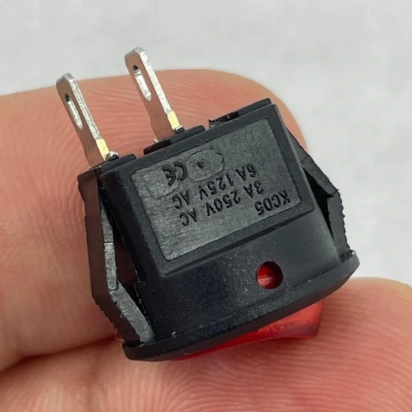 IC-134E Kırmızı Yuvarlak Anahtar Işıksız On-Off 2P