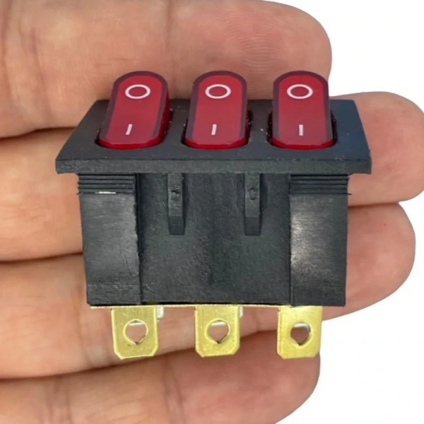 IC-135 Üçlü Işıklı Anahtar 220V ON-OFF 9P