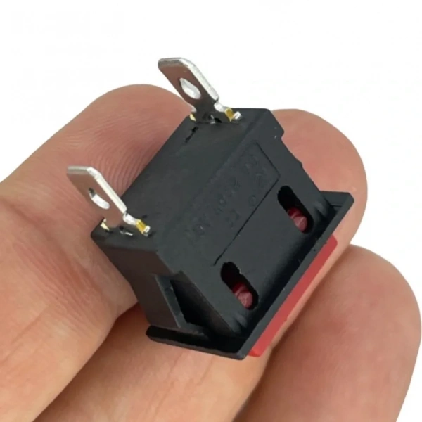IC-180K-1 Kırmızı Dikdörtgen Yaylı Plastik Buton 2P PBS-101