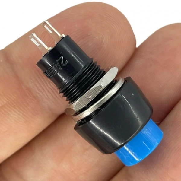 IC-190 Mavi Buton Yuvarlak Plastik Kalıcılı 10mm