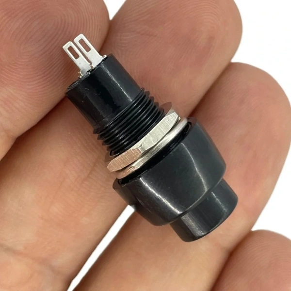 IC-190 Siyah Buton Yuvarlak Plastik Kalıcılı 10mm