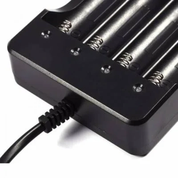 Li-ion 18650 3.7V Pil Şarj Aleti 4lü Dolum Cihazı