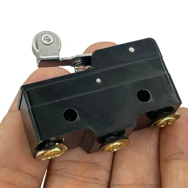 LMZ15-GW22-B Kısa Makaralı Mikro Switch