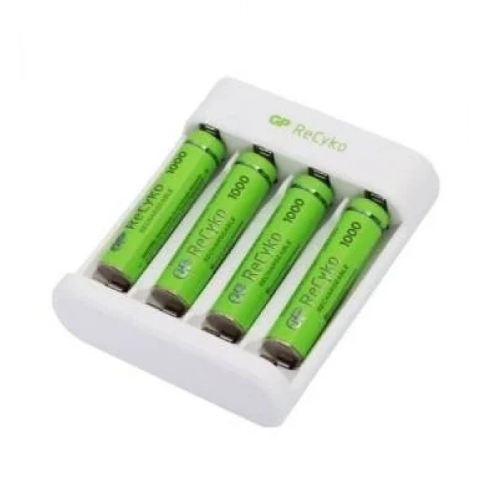 GP ReCyko+ 4lü 950mAh AAA Şarj Edilebilir Pil + USB Pil Şarj Cihazı