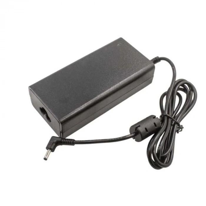 HYUNDAI 19V 2.1A Adaptör SOY-1900210-327