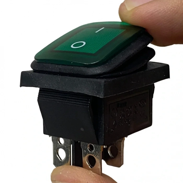 IC-104W Geniş Körüklü Işıklı Anahtar On-Off 4P Yeşil