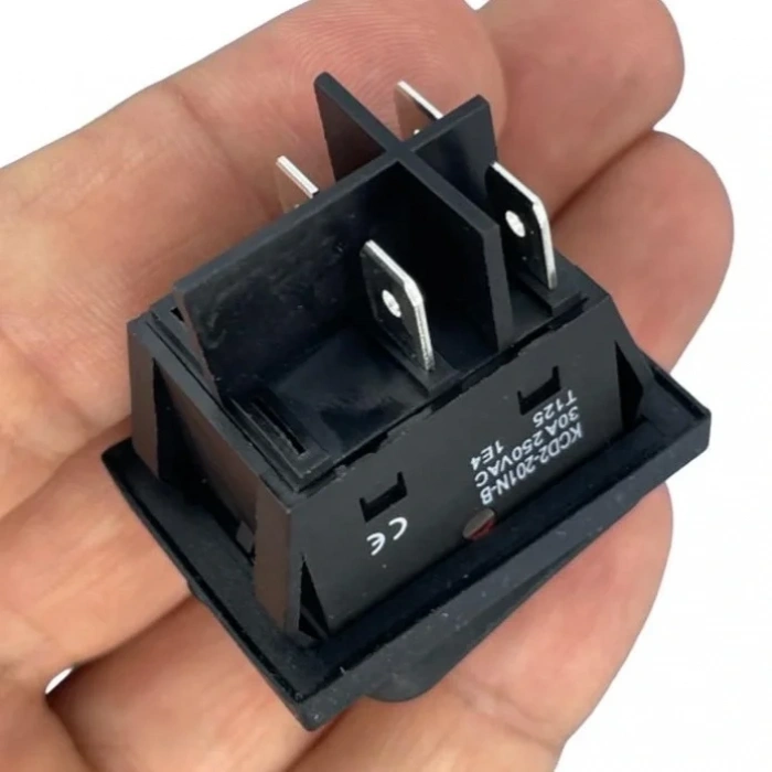 IC-104W-S Körüklü Geniş Işıklı Kırmızı Anahtar 30A ON-OFF 4P