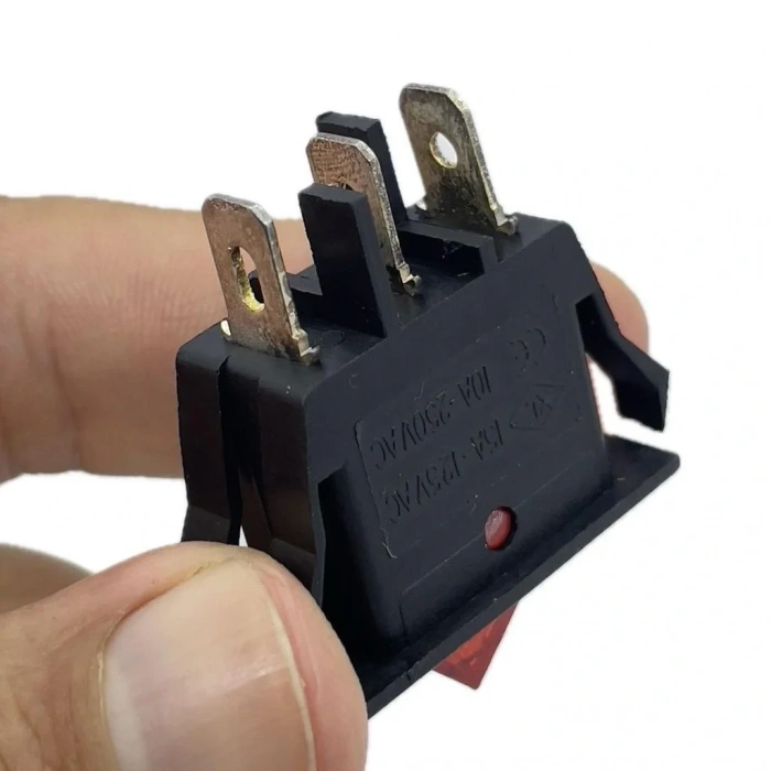 IC-113-8 Tekli Anahtar Işıklı On-Off 3P