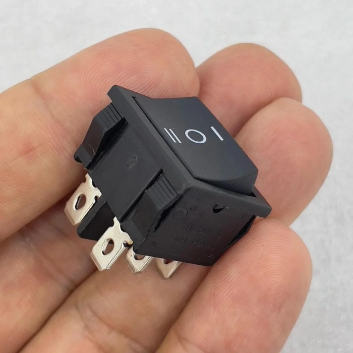 IC-130 Orta Boy Işıksız Anahtar On-Off-On 6P