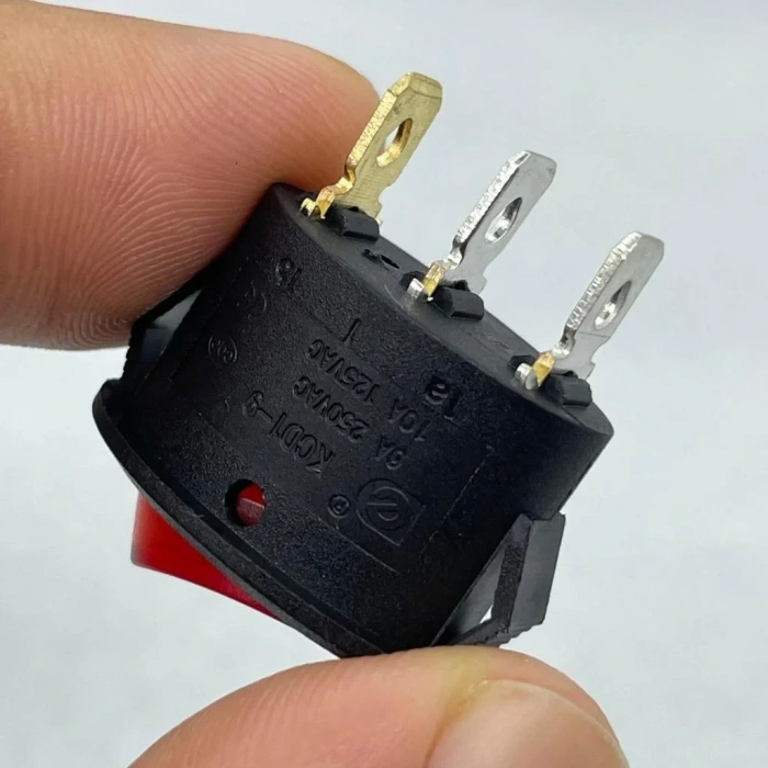 IC-134B Oval Işıklı Anahtar On-Off 3P