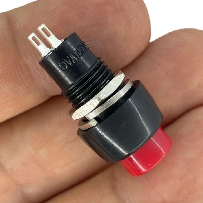 IC-190 Kırmızı Buton Yuvarlak Plastik Kalıcılı 10mm