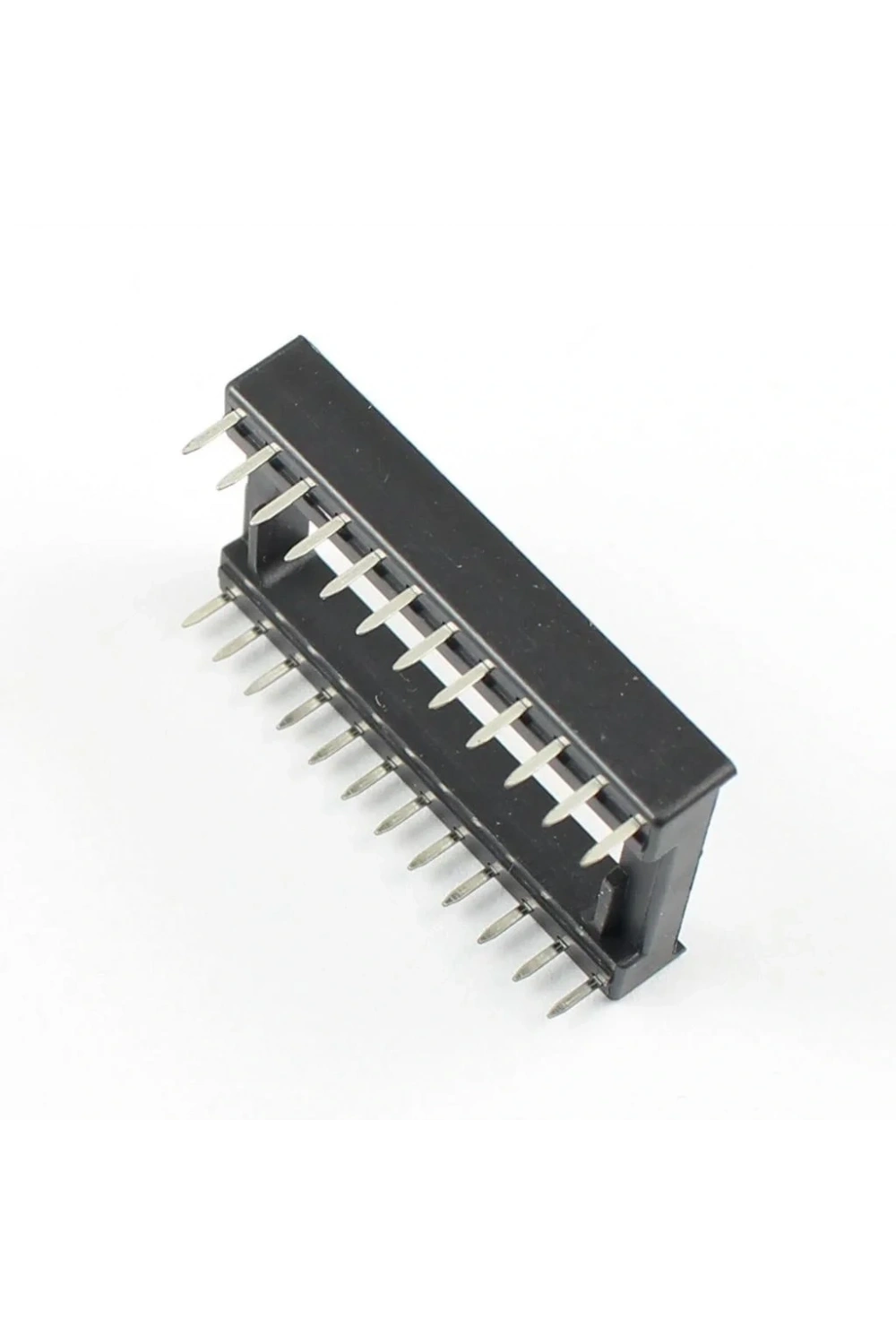 24 Pin Entegre Soketi Geniş