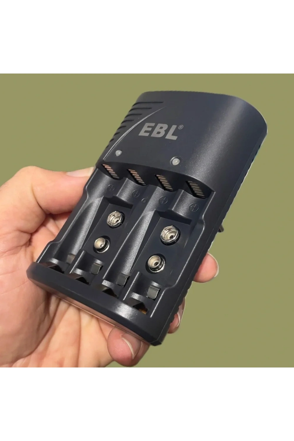 EBL Smart Universal Pil Şarj Cihazı