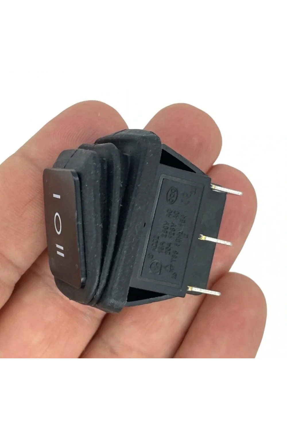 IC-108W Geniş Işıksız Körüklü Anahtar ON-OFF-ON 6P