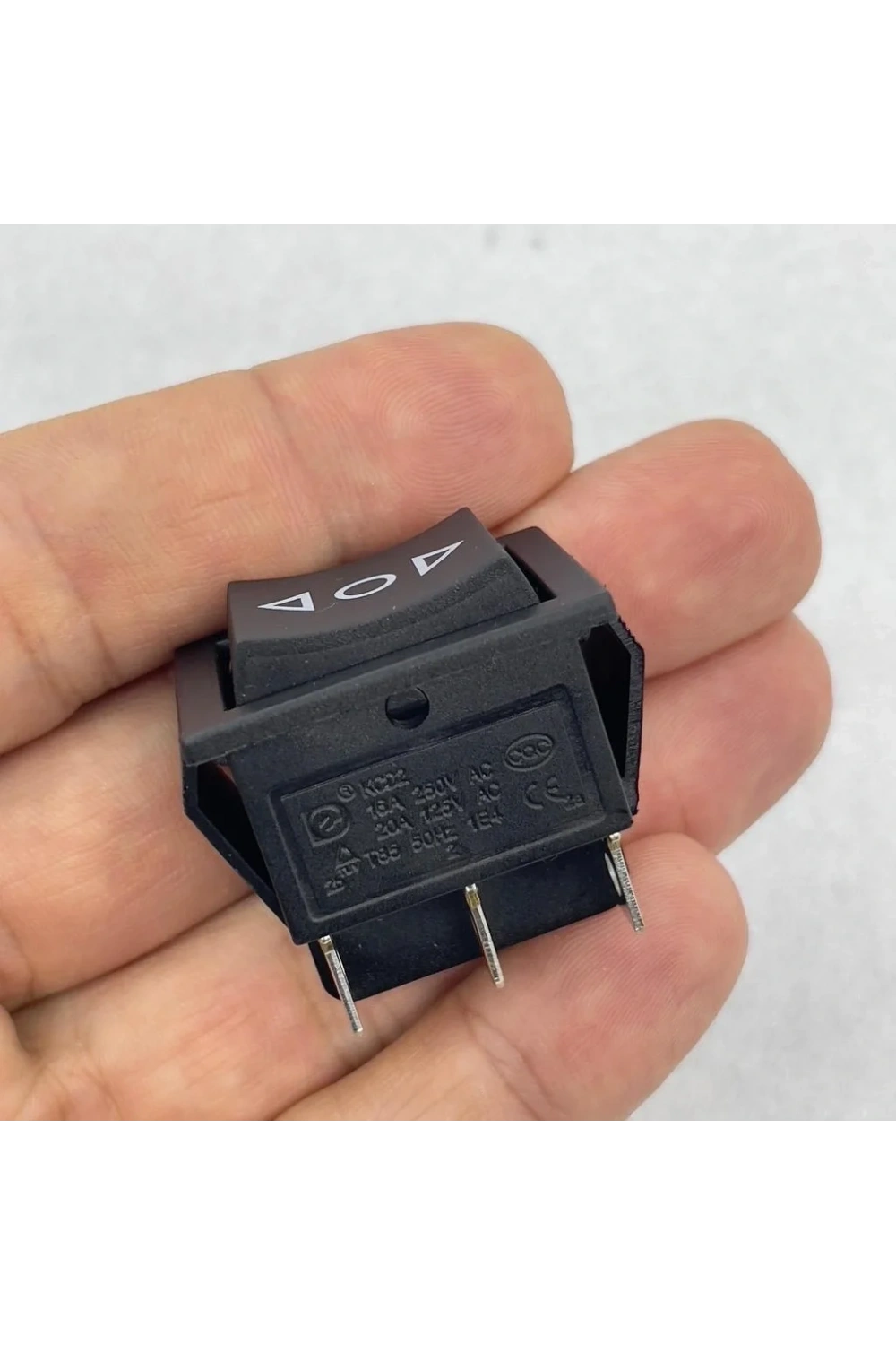 IC-111 Geniş Işıksız Anahtar Yaylı Ok Simgeli