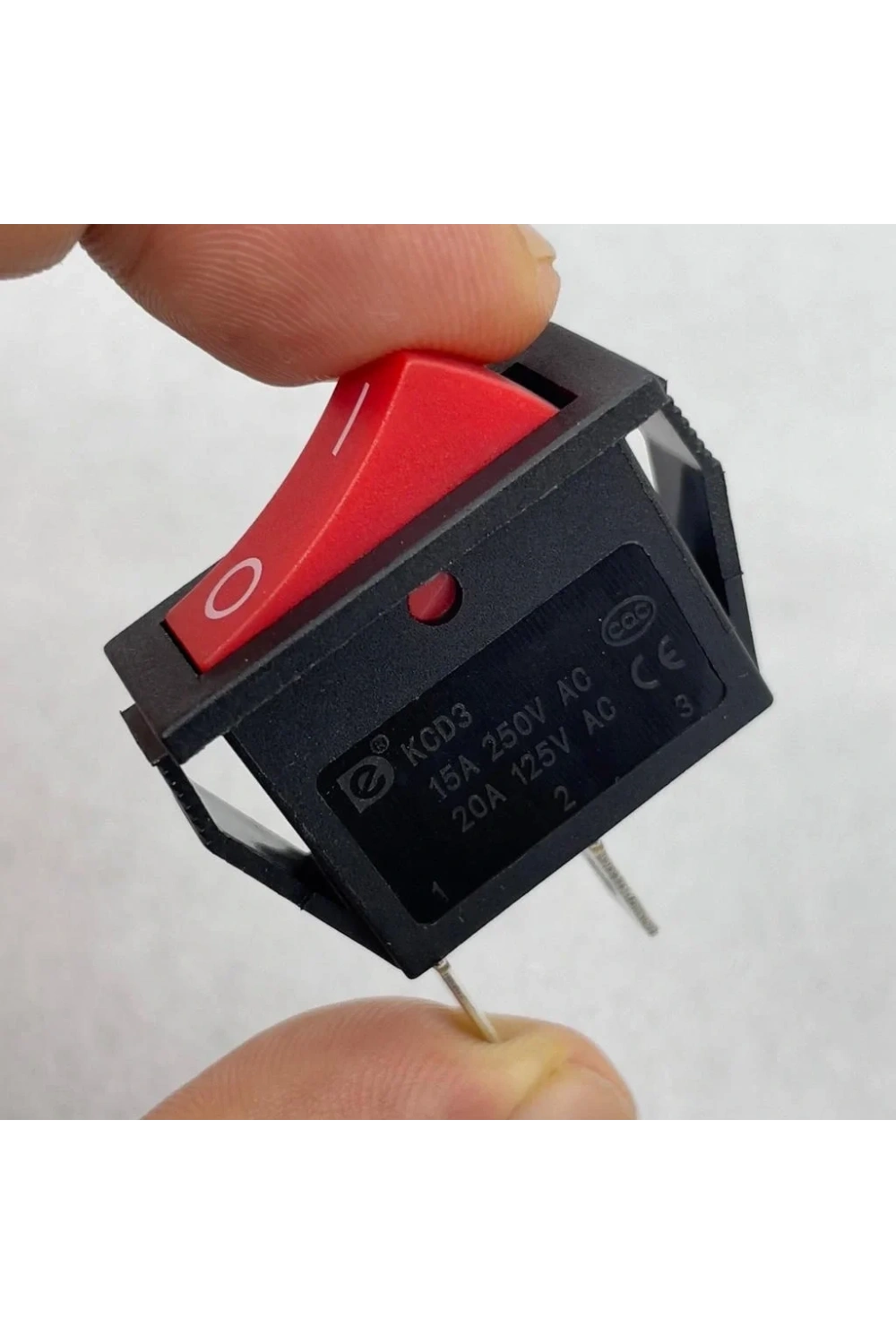 IC-114 Tekli Dar Işıksız Anahtar On-Off 2P Kırmızı