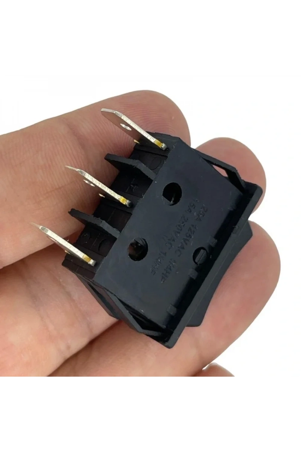 IC-117 Dar Işıksız Yaylı Anahtar MOM-OFF-MOM 3P