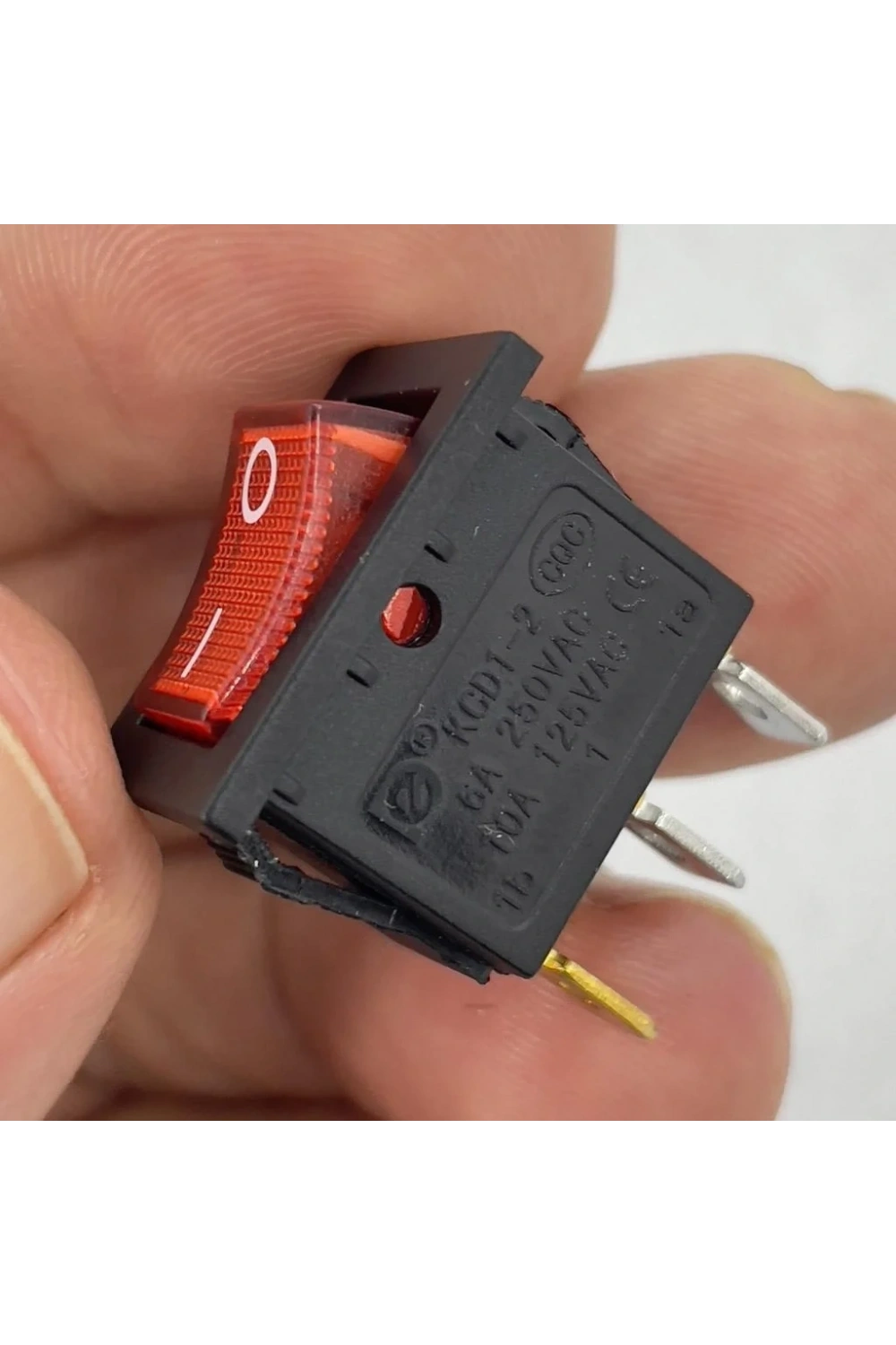 IC-118 Mini Işıklı Anahtar 3P Siyah + Kırmızı Işık