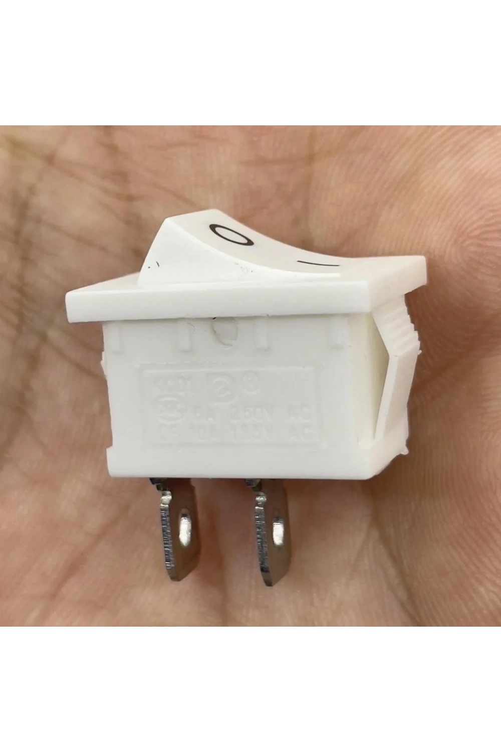 IC-120B Mini Işıksız Anahtar 2P On-Off Beyaz