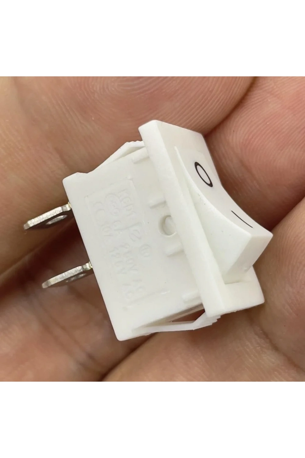 IC-120B Mini Işıksız Anahtar 2P On-Off Beyaz