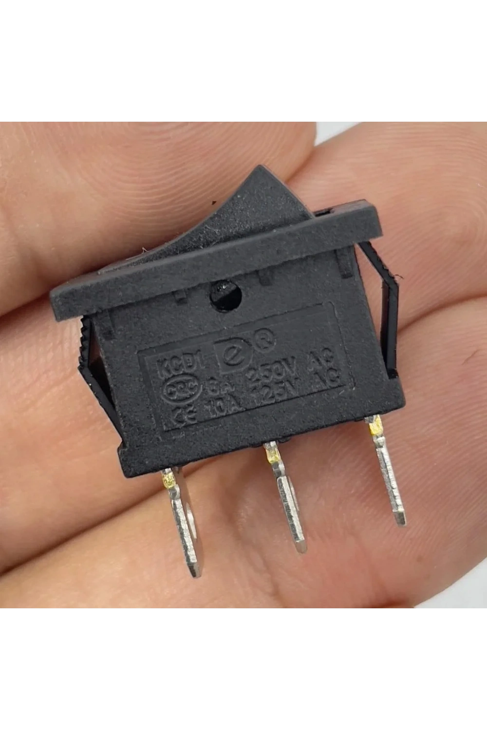 IC-121 Mini Işıksız Anahtar On-Off 3P Siyah
