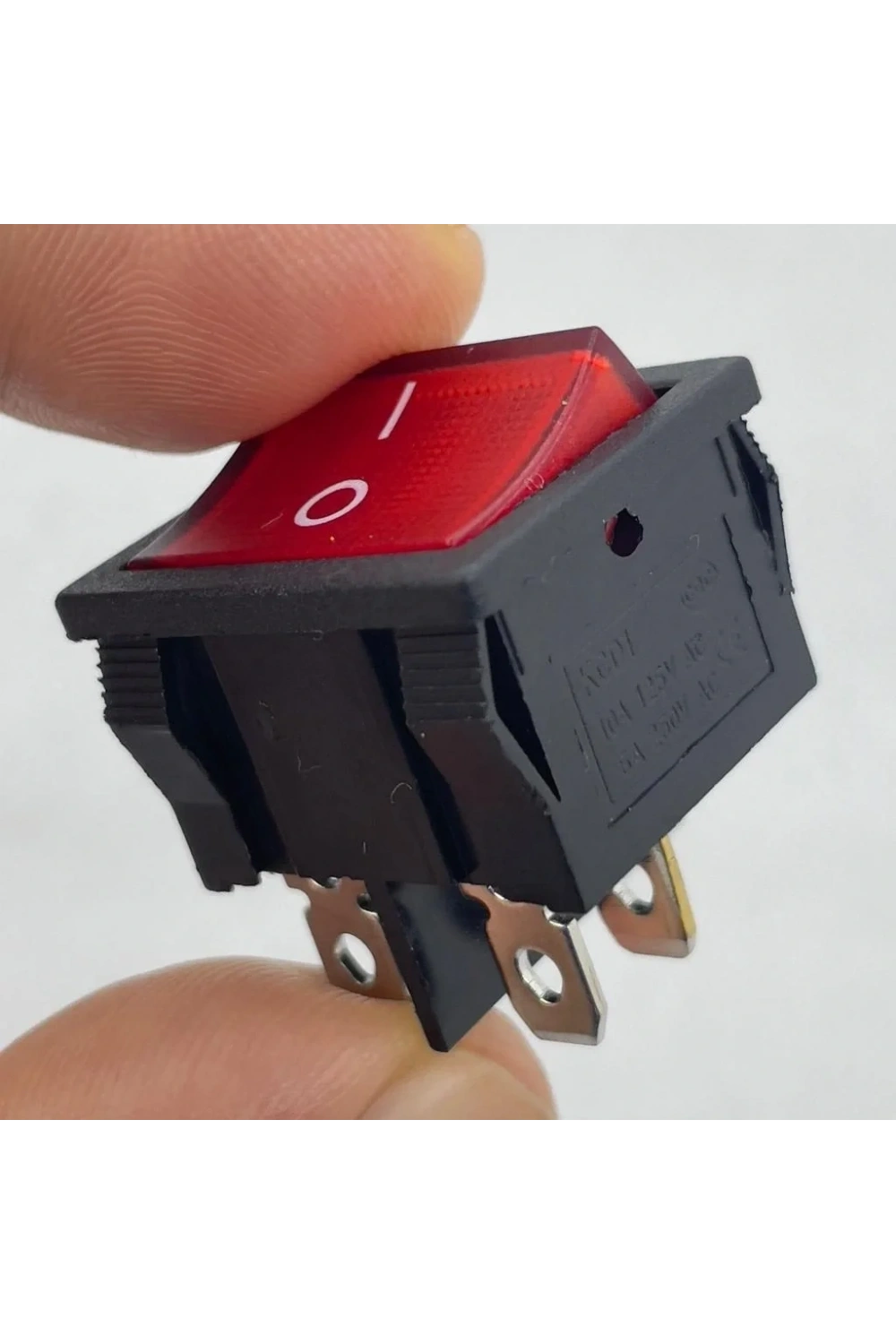 IC-126 Orta Boy Işıklı Anahtar On-Off 4P