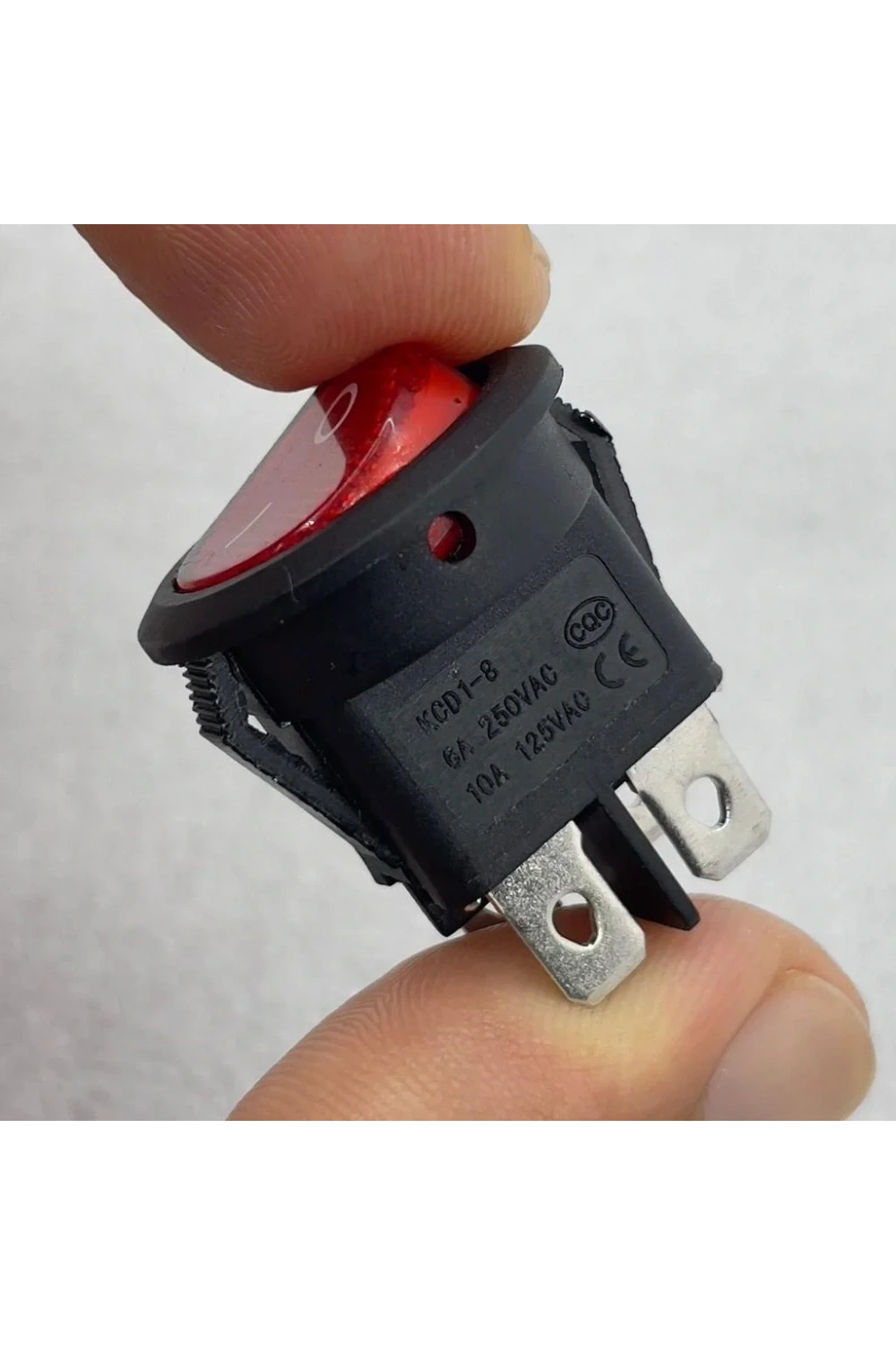 IC-131-4 Yuvarlak Işıklı Anahtar On-Off 4P