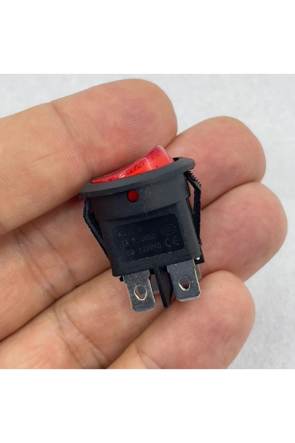 IC-131-4 Yuvarlak Işıklı Anahtar On-Off 4P