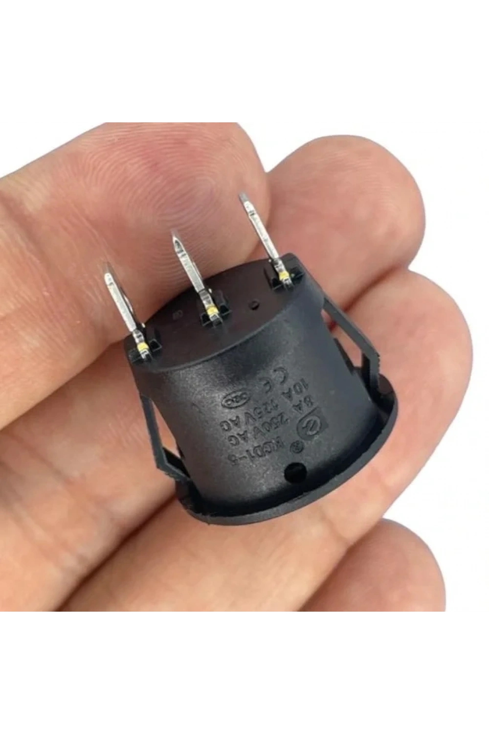 IC-134-2 Yaylı Yuvarlak Işıksız Anahtar (ON)-OFF-(ON) 3P