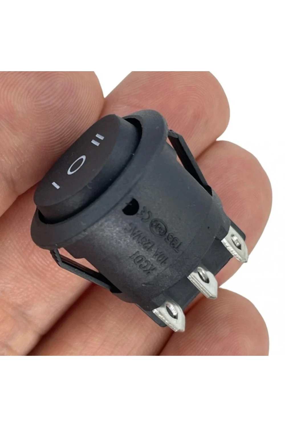 IC-134-6 Yuvarlak Tekne Tipi Anahtar ON-OFF-ON 6P