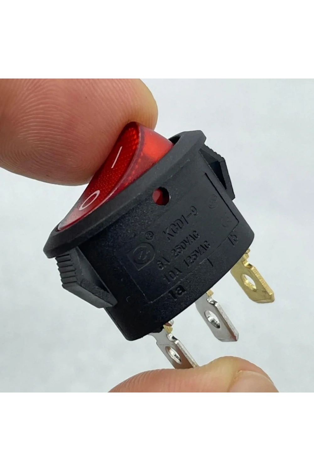 IC-134B Oval Işıklı Anahtar On-Off 3P