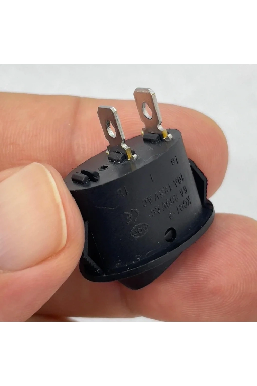 IC-134C Oval Işıksız Anahtar On-Off 2P Siyah