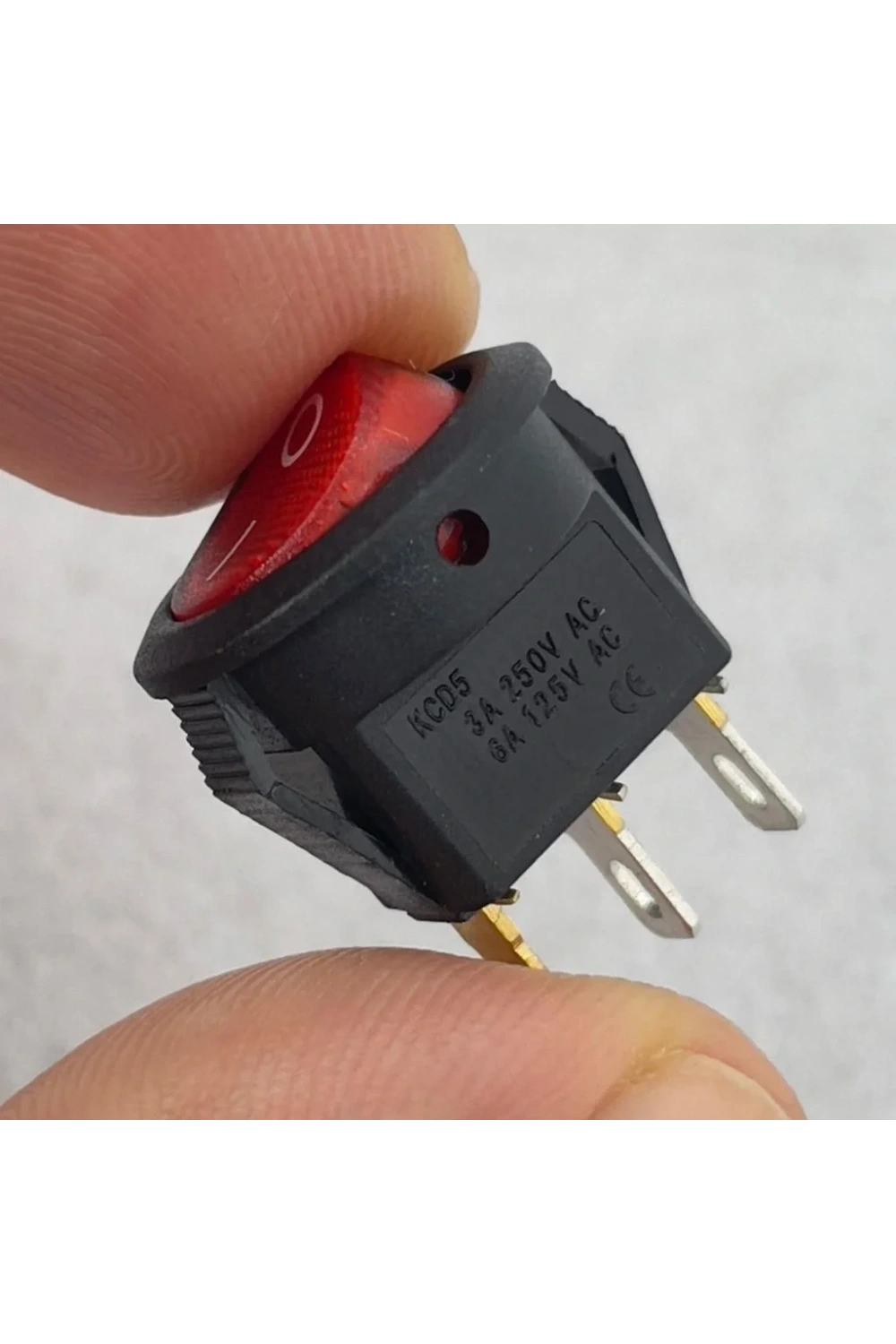 IC-134D Mini Yuvarlak Anahtar Işıklı On-Off 3P