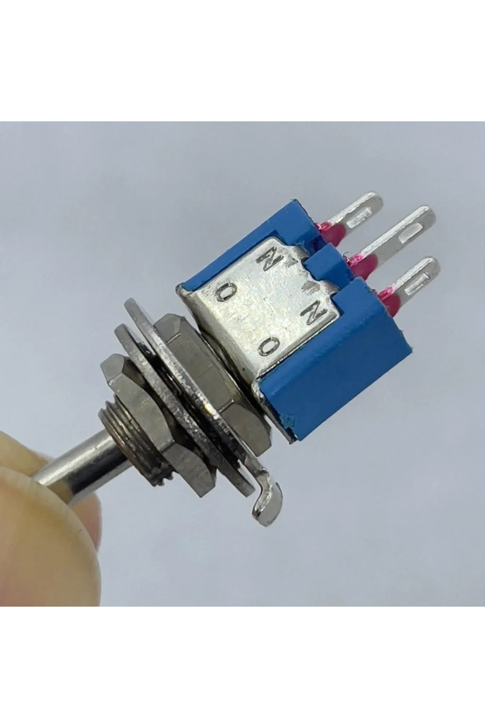 IC-137 Toggle Switch On-Off 5mm 3P SMTS-102