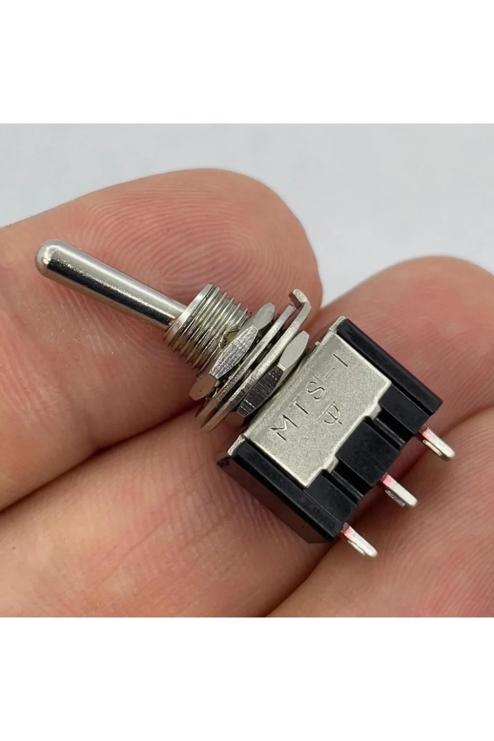 IC-141 Toggle Switch Yaylı Off-Mom 6mm 3P MTS-112