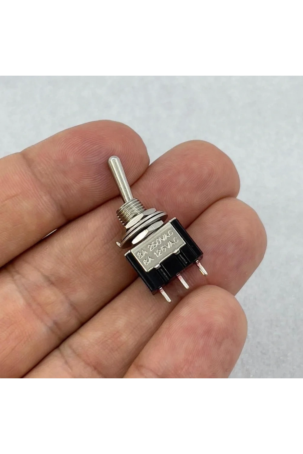 IC-141 Toggle Switch Yaylı Off-Mom 6mm 3P MTS-112
