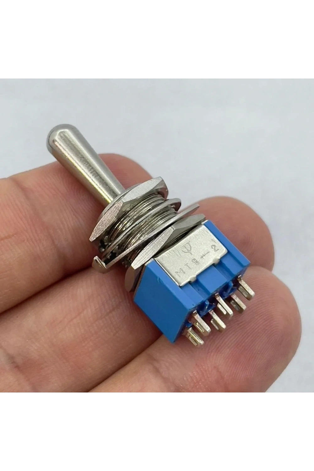 IC-148H Toggle Switch On-Off-On 12mm 6P MTS-203L