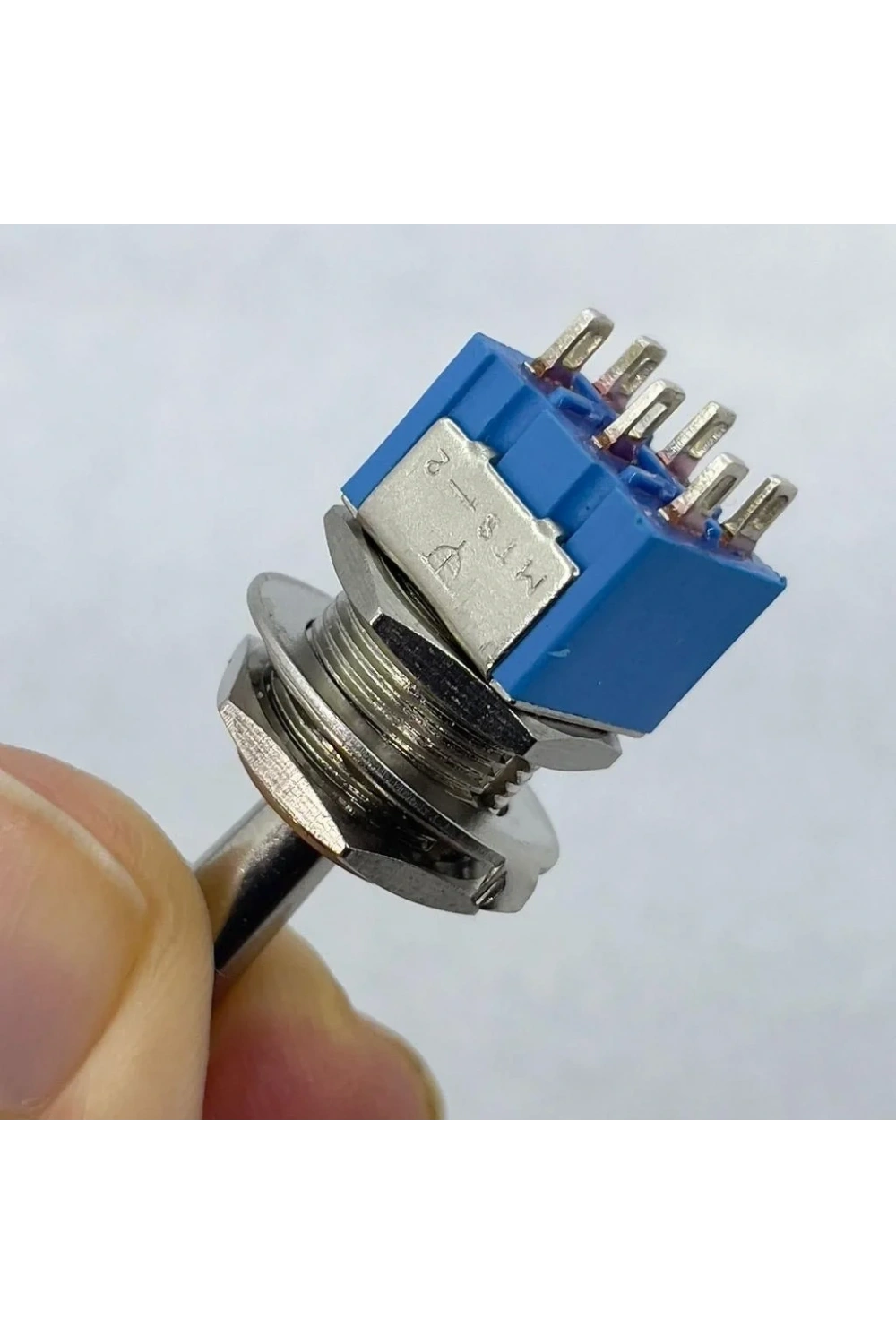 IC-148H Toggle Switch On-Off-On 12mm 6P MTS-203L