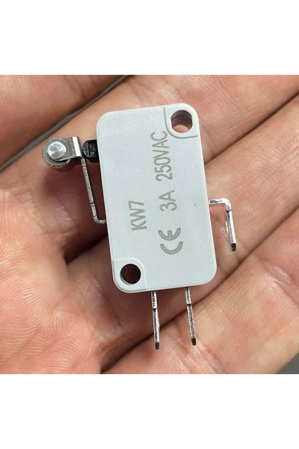 IC-172 Mikro Switch Makaralı Kısa KW7 3A 250VAC