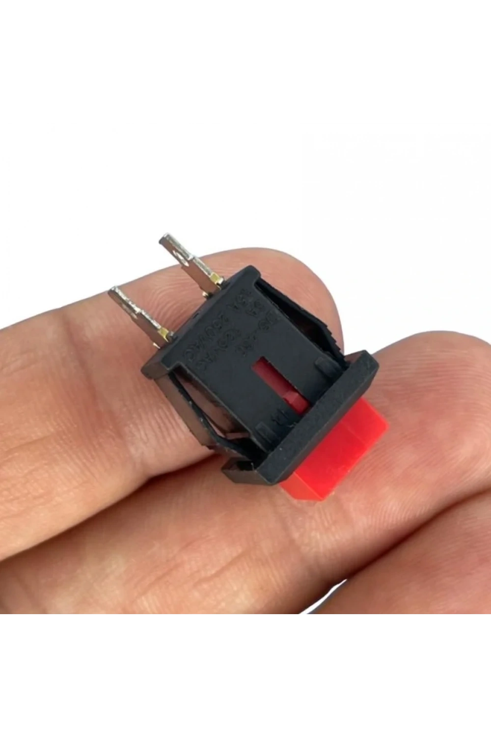 IC-180K-0 Kare Buton Kırmızı Yaylı Ters DS-430