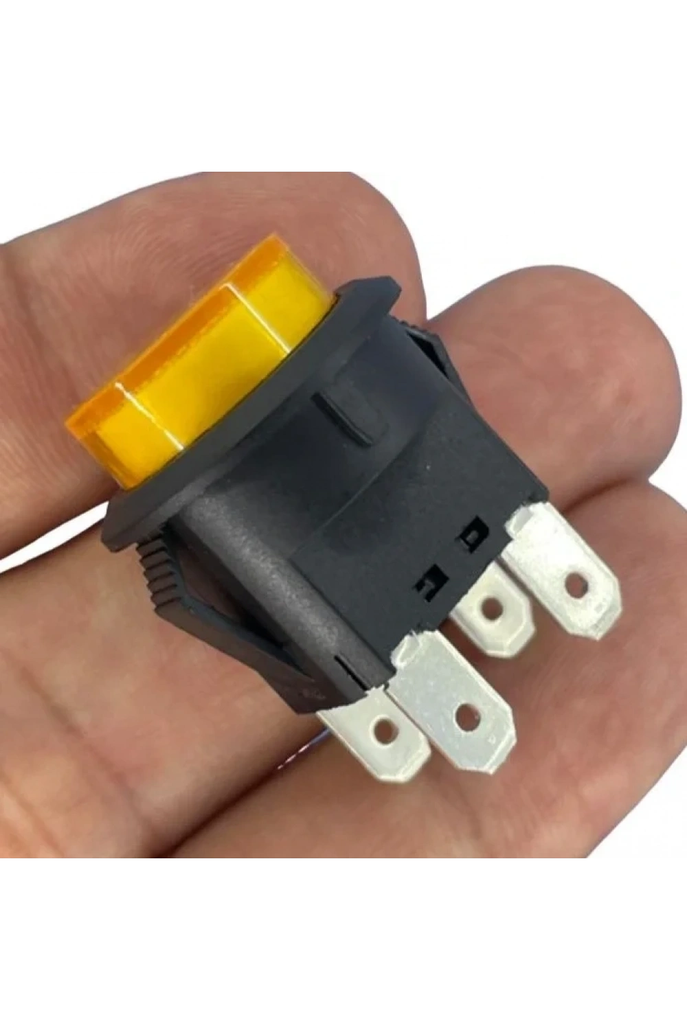 IC-180N Buton Plastik 22mm 12V 4P Sarı
