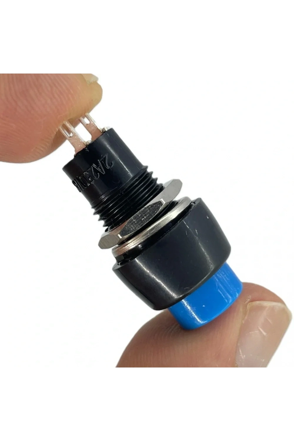 IC-190 Mavi Buton Yuvarlak Plastik Kalıcılı 10mm