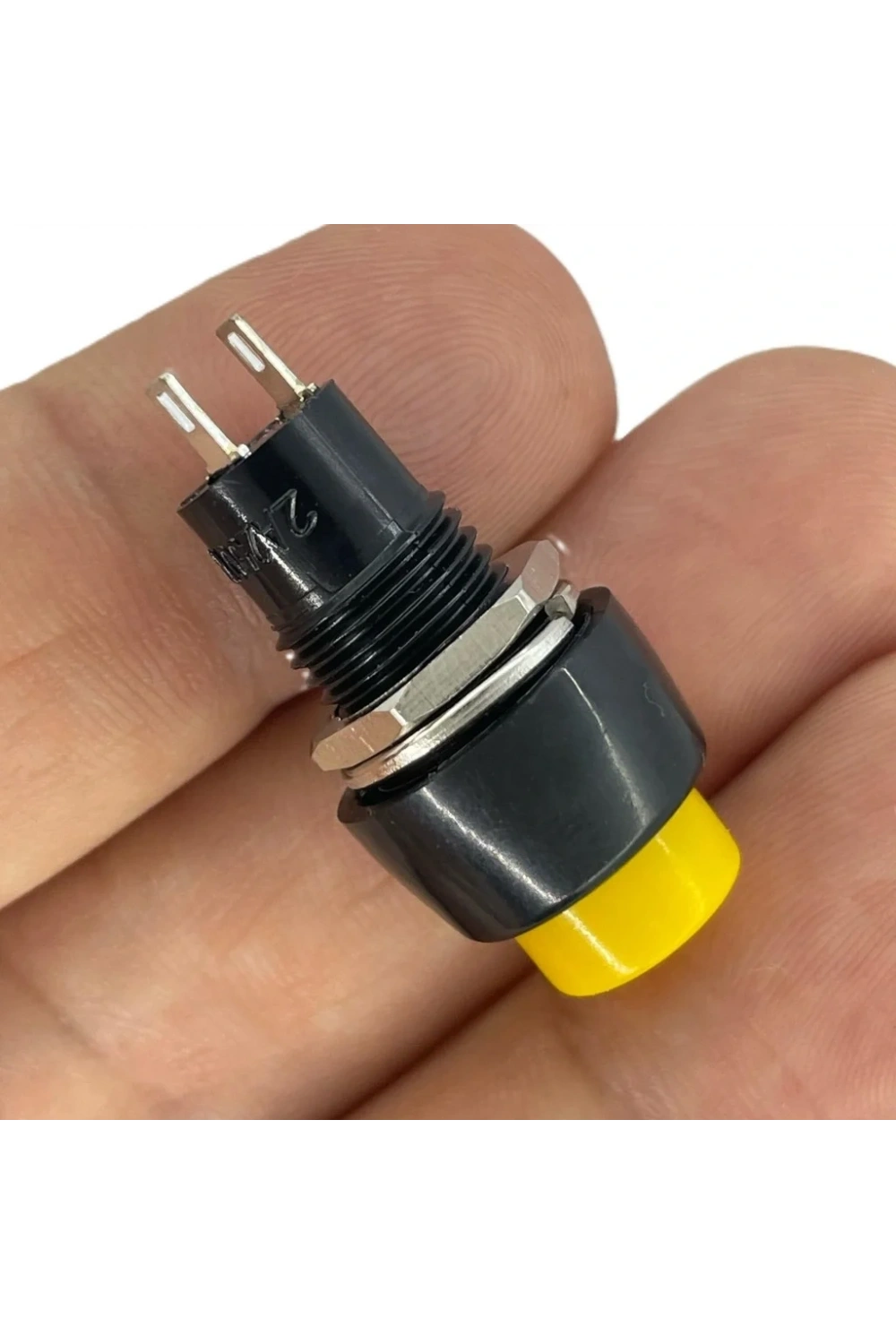 IC-190 Sarı Buton Yuvarlak Plastik Kalıcılı 10mm
