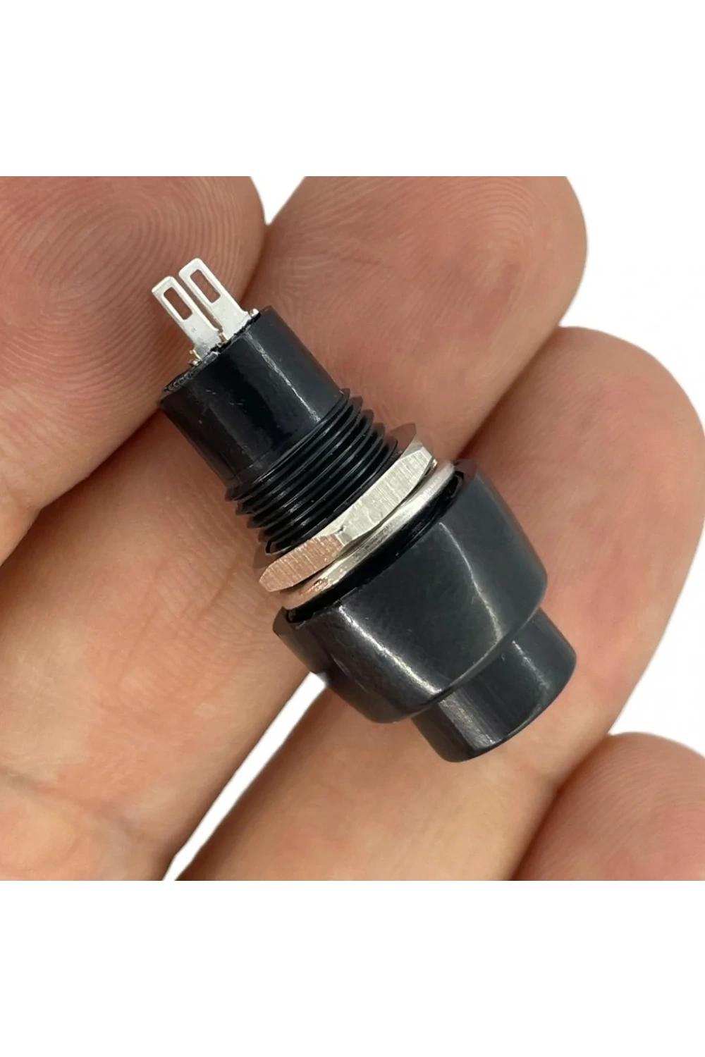 IC-190 Siyah Buton Yuvarlak Plastik Kalıcılı 10mm
