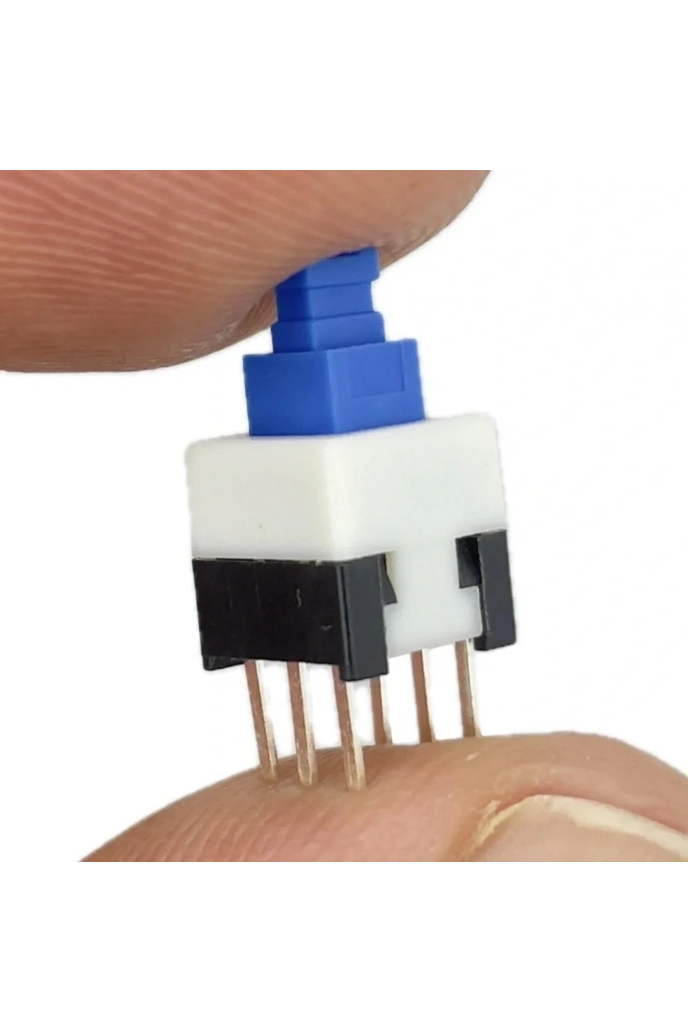 IC-197 6 Pinli Bacaklı Yaylı Push Buton 7x7mm