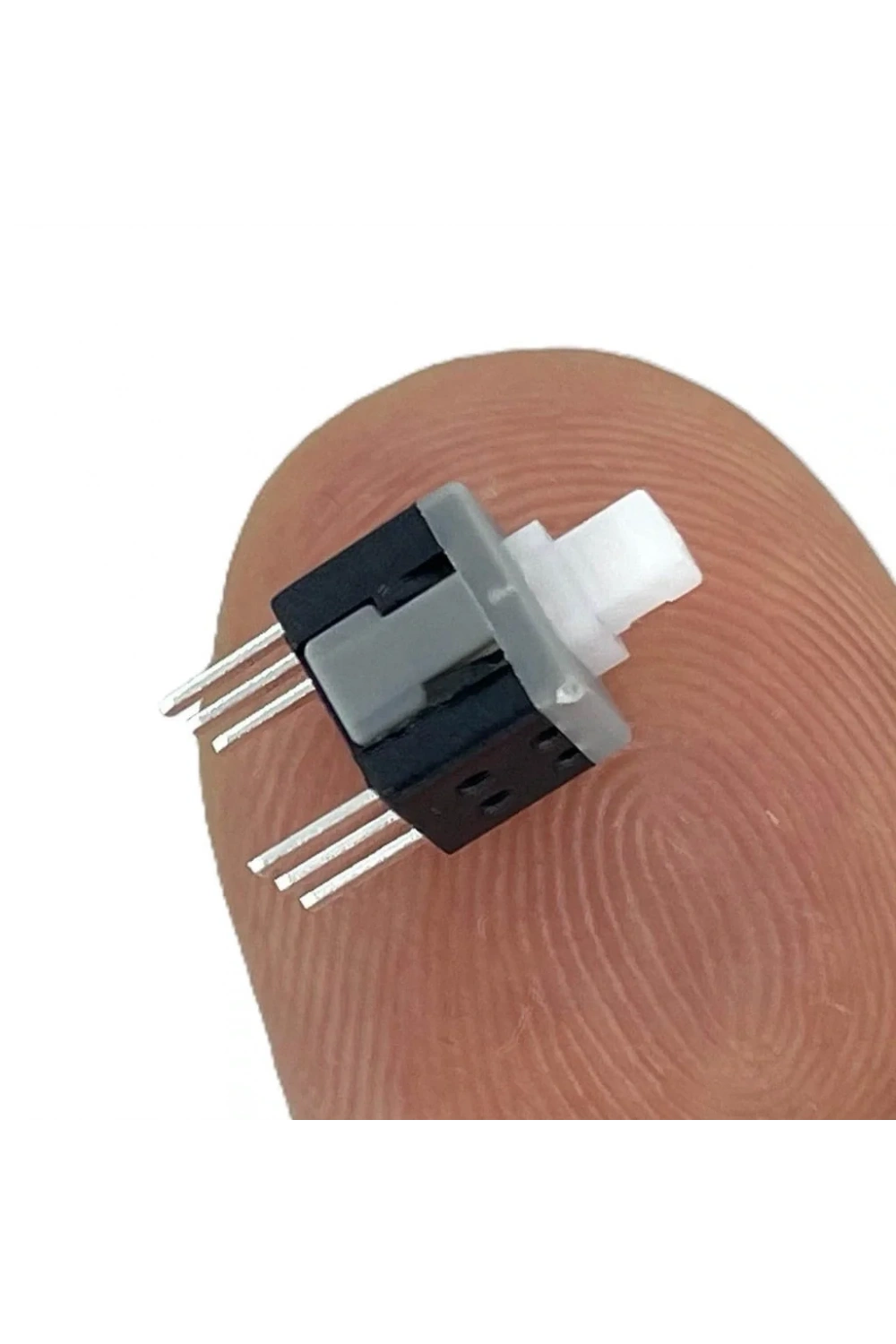 IC-197A 6 Pinli Bacaklı Yaylı Push Buton 6x6mm