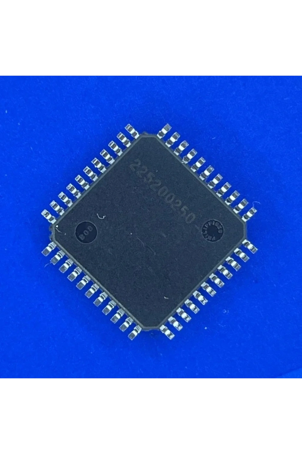 PIC16F887 I/PT SMD 8-Bit 20 MHz Mikrodenetleyici